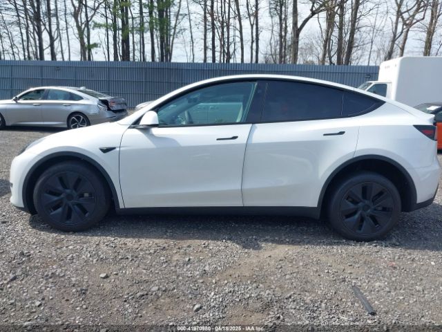 7SAYGDED6RF160936 Tesla Model Y Long Range Dual Motor All-wheel Drive/rwd