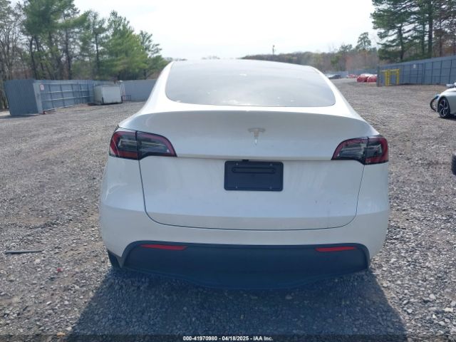 7SAYGDED6RF160936 Tesla Model Y Long Range Dual Motor All-wheel Drive/rwd