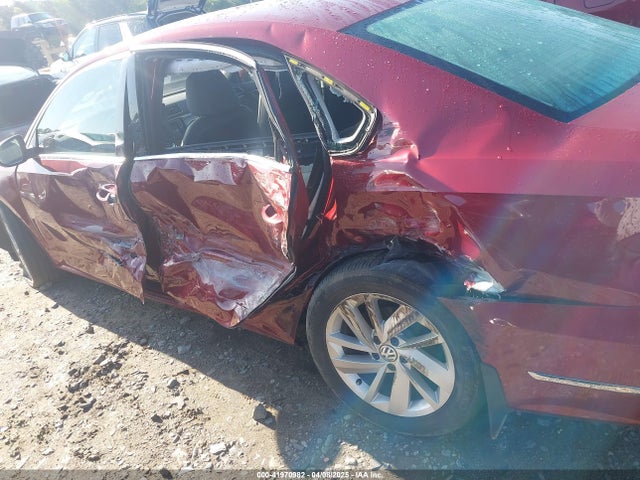 1VWBA7A35JC020331 Volkswagen Passat 2.0t Se