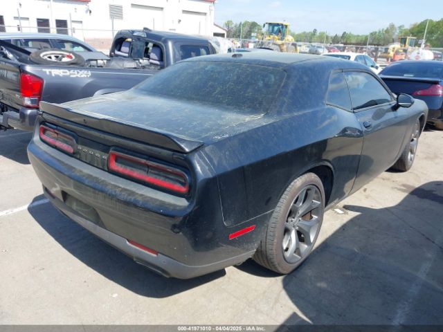 2C3CDZAG5FH770530 Dodge Challenger Sxt Or R/t