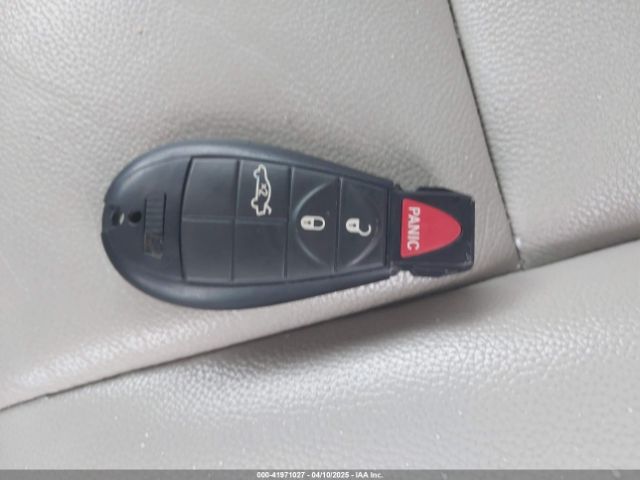 2010 CHRYSLER 300 2C3CK5CV6AH215136 Photo 10