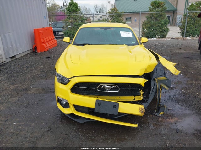 1FA6P8CF8F5300097 Ford Mustang Gt Premium