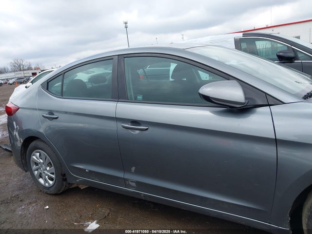 Hyundai ELANTRA SE 2018 KMHD74LF3JU659748 Image 14