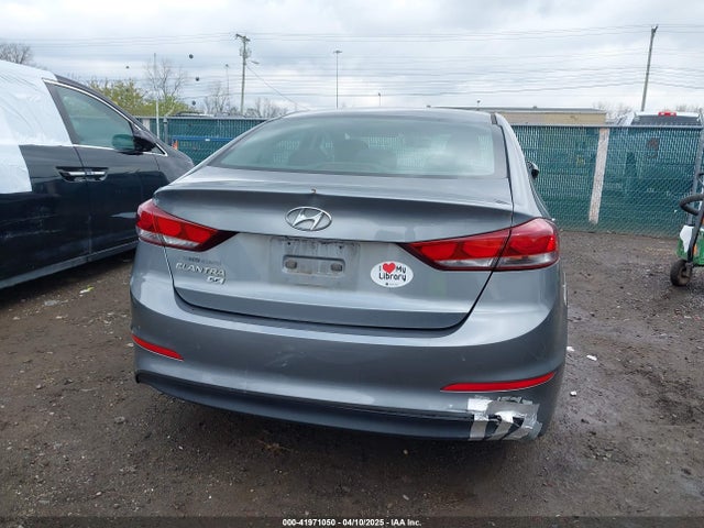 Hyundai ELANTRA SE 2018 KMHD74LF3JU659748 Image 17