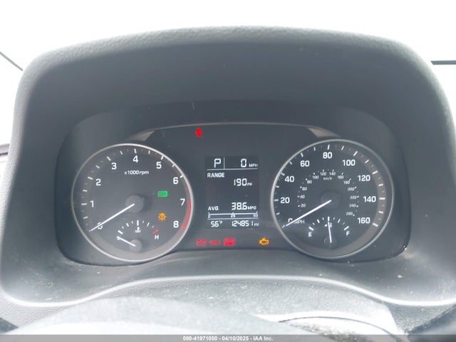 Hyundai ELANTRA SE 2018 KMHD74LF3JU659748 Image 7