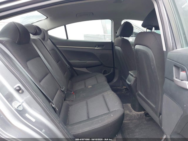 Hyundai ELANTRA SE 2018 KMHD74LF3JU659748 Image 8