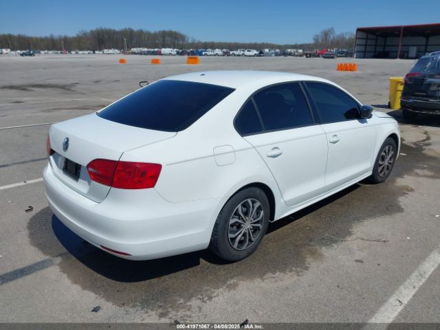 3VW2K7AJ4EM415553 Volkswagen Jetta 2.0l S