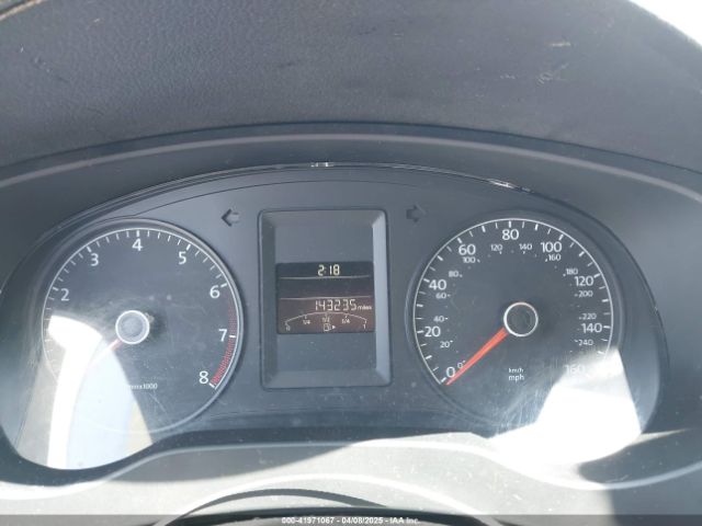 3VW2K7AJ4EM415553 Volkswagen Jetta 2.0l S