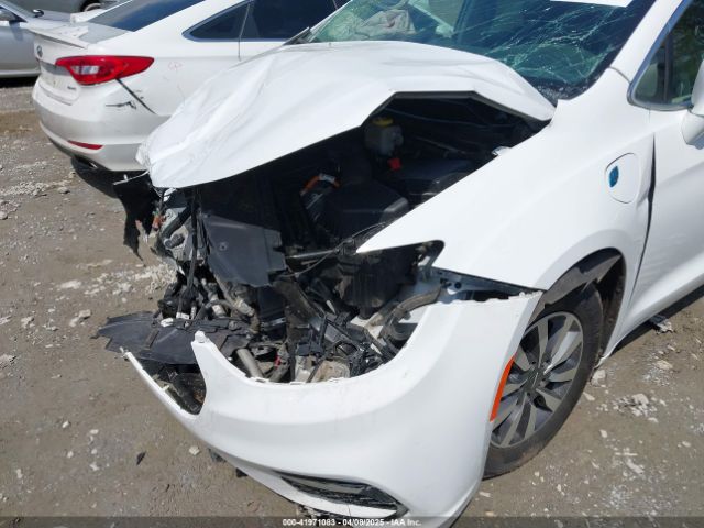 2022 CHRYSLER PACIFICA HYBRID 2C4RC1L78NR129890 Photo 5