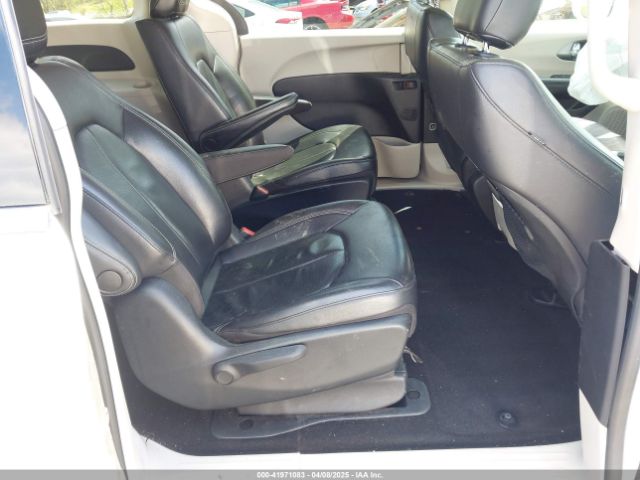 2022 CHRYSLER PACIFICA HYBRID 2C4RC1L78NR129890 Photo 7