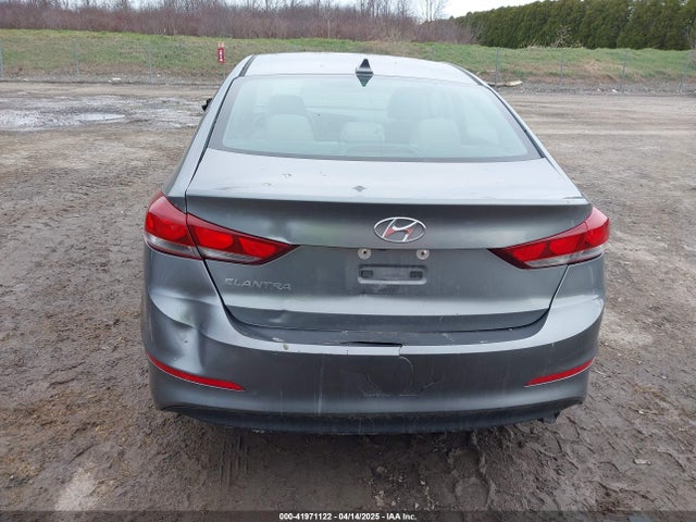 KMHD84LF4HU198079 Hyundai ELANTRA SE