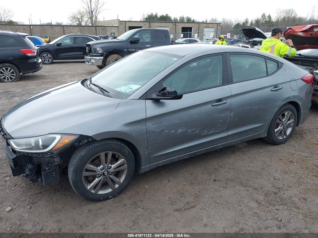 KMHD84LF4HU198079 Hyundai ELANTRA SE