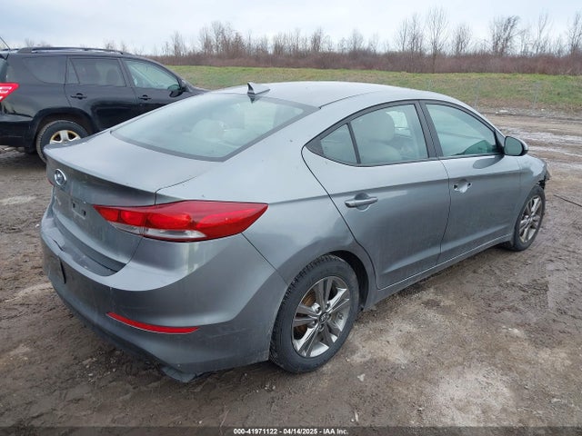 KMHD84LF4HU198079 Hyundai ELANTRA SE