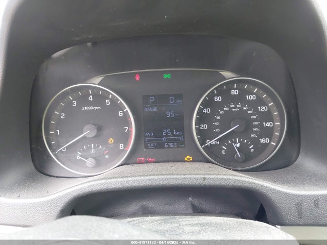 KMHD84LF4HU198079 Hyundai ELANTRA SE