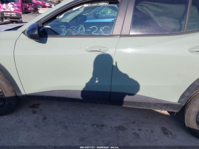KL77LKE25RC122826 Chevrolet Trax Fwd Activ