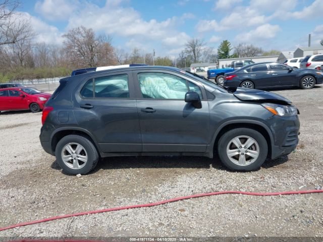 3GNCJKSB8LL273450 Chevrolet Trax Fwd Ls