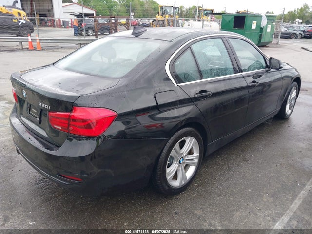 BMW 330i Xdrive 2018 WBA8D9G50JNU69376 Image 4