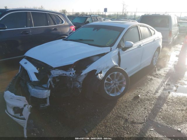 3FA6P0LU3KR106021 Ford Fusion Hybrid Se