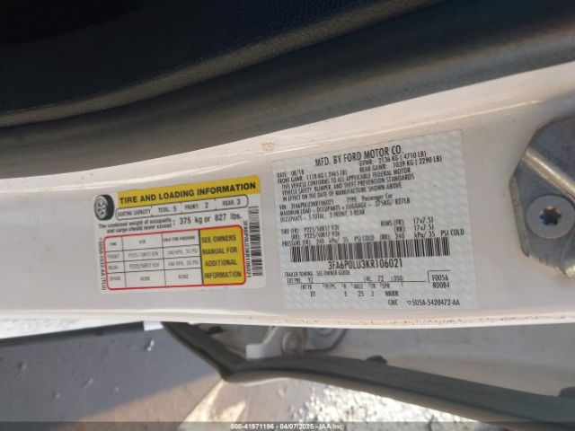3FA6P0LU3KR106021 Ford Fusion Hybrid Se