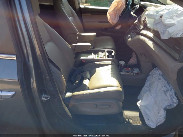 5FNRL6H75JB068929 Honda Odyssey Ex-l