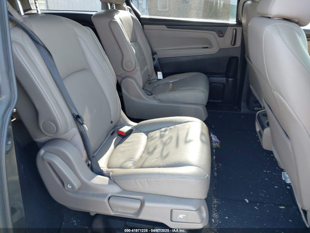5FNRL6H75JB068929 Honda Odyssey Ex-l