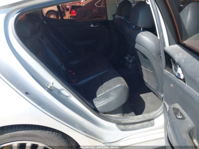 KNAE15LA8J6033022 KIA tgdi theta ii