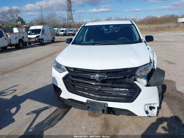 1GNERFKW3KJ168123 Chevrolet Traverse Ls