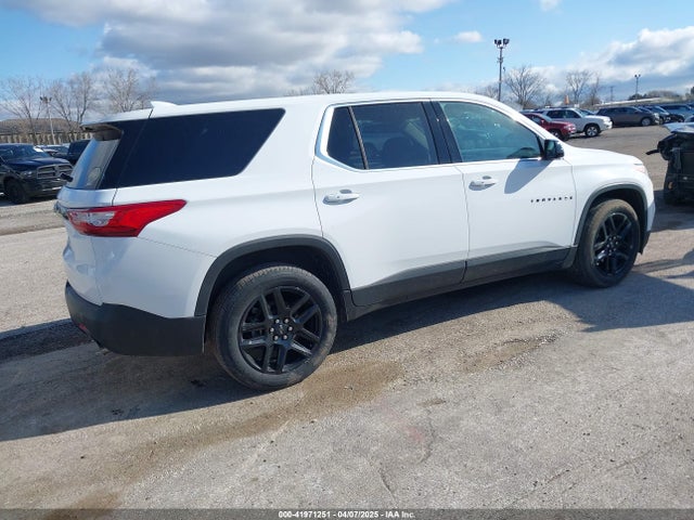1GNERFKW3KJ168123 Chevrolet Traverse Ls