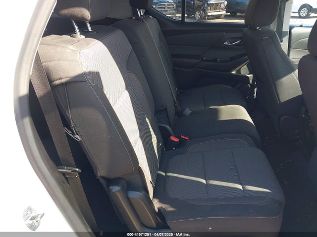 1GNERFKW3KJ168123 Chevrolet Traverse Ls