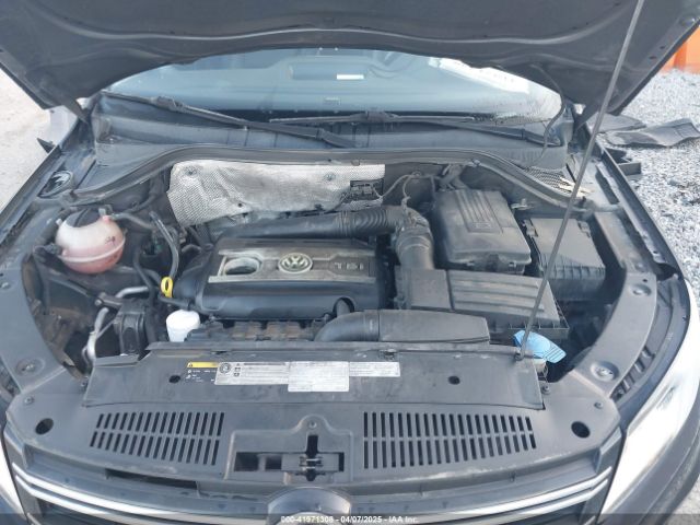 WVGAV7AX2HK000023 Volkswagen Tiguan 2.0t S