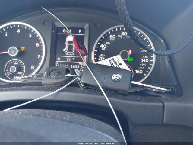 WVGAV7AX2HK000023 Volkswagen Tiguan 2.0t S