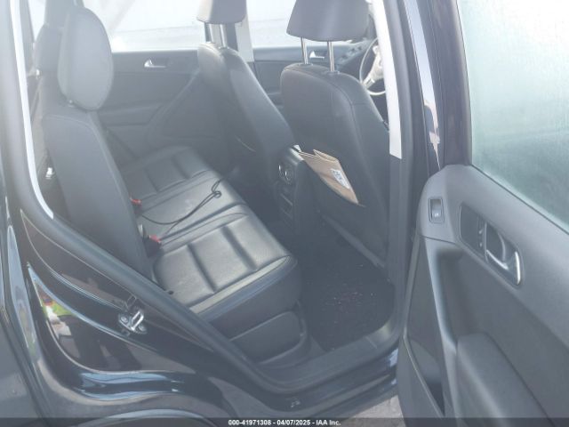 WVGAV7AX2HK000023 Volkswagen Tiguan 2.0t S