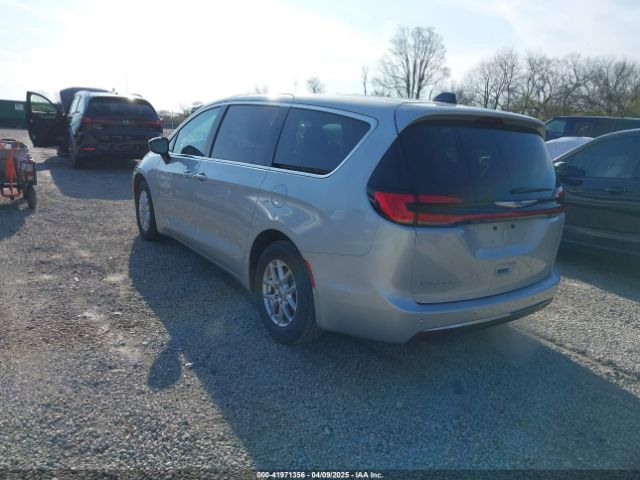 2024 CHRYSLER PACIFICA 2C4RC1BG0RR128241 Photo 2