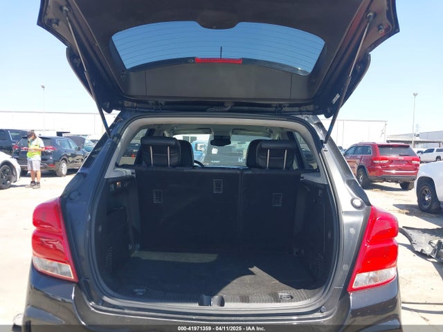 KL7CJLSB6KB956193 Chevrolet Trax Lt