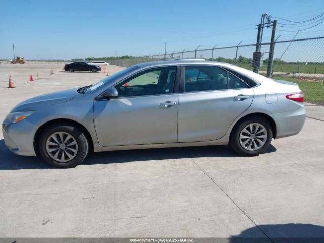 4T1BF1FK4HU330259 Toyota CAMRY LE
