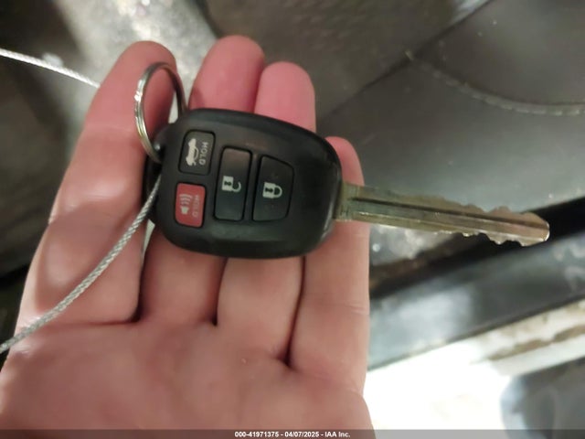 Toyota COROLLA LE 2017 2T1BURHE7HC872498 Image 27