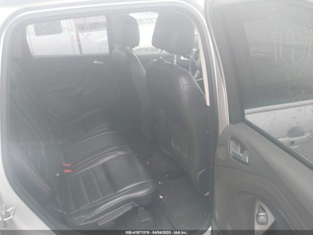 1FMCU0J96HUC21987 Ford Escape Titanium