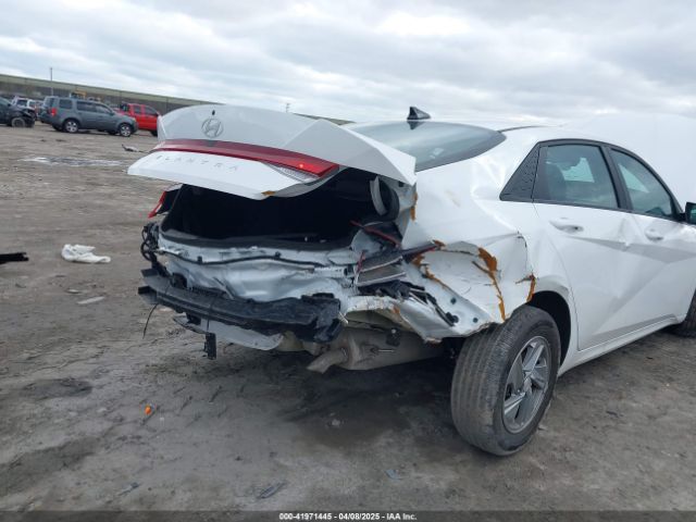 KMHLL4DG8RU786716 Hyundai ELANTRA SE