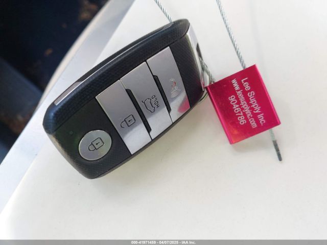 5XYPG4A56LG655600 KIA Sorento 3.3l S