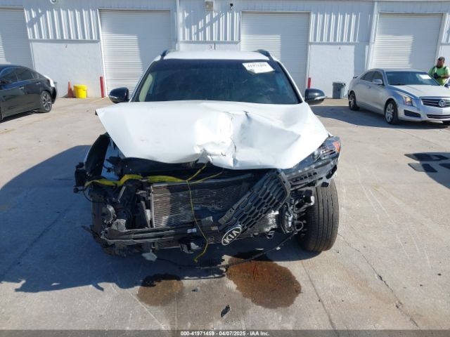5XYPG4A56LG655600 KIA Sorento 3.3l S