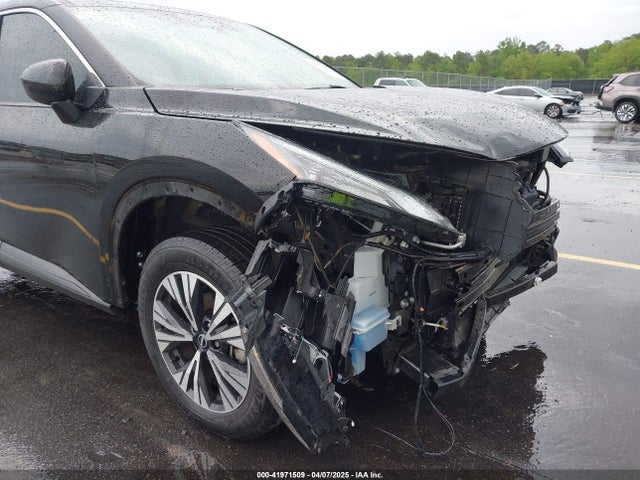 JN8BT3BA7PW429994 Nissan Rogue Sv Fwd
