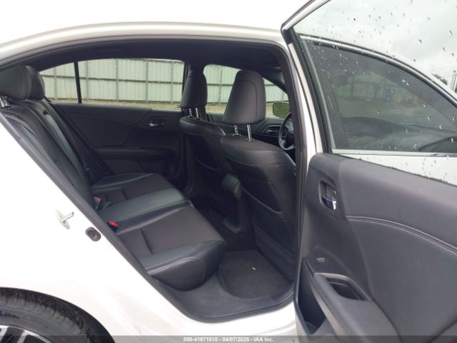 1HGCR2F55HA207721 Honda Accord Sport