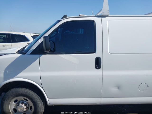 1GCWGAFP1M1151087 Chevrolet Express Cargo Rwd 2500 Regular Wheelbase Wt