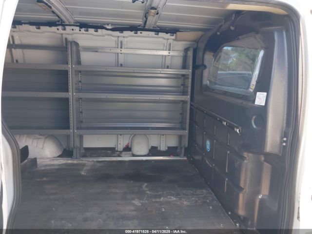 1GCWGAFP1M1151087 Chevrolet Express Cargo Rwd 2500 Regular Wheelbase Wt