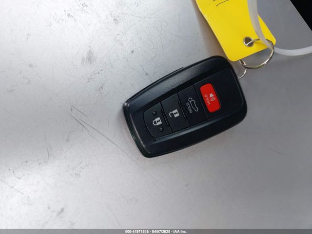 5TDKDRAH8PS512327 Toyota Highlander Le