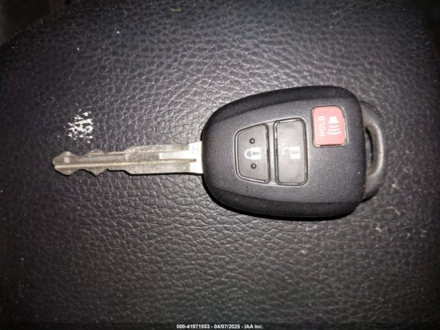 2T3BFREV4FW241127 Toyota RAV4 LE