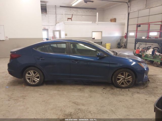 5NPD84LF6KH449769 Hyundai ELANTRA SEL