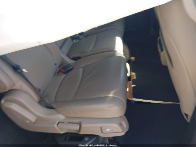 5FNRL6H76JB055283 Honda Odyssey Ex-l
