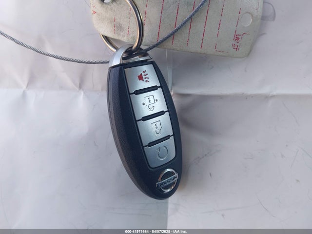 5N1DR2MN6JC605063 Nissan Pathfinder Sv