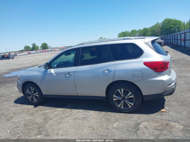 5N1DR2MN6JC605063 Nissan Pathfinder Sv